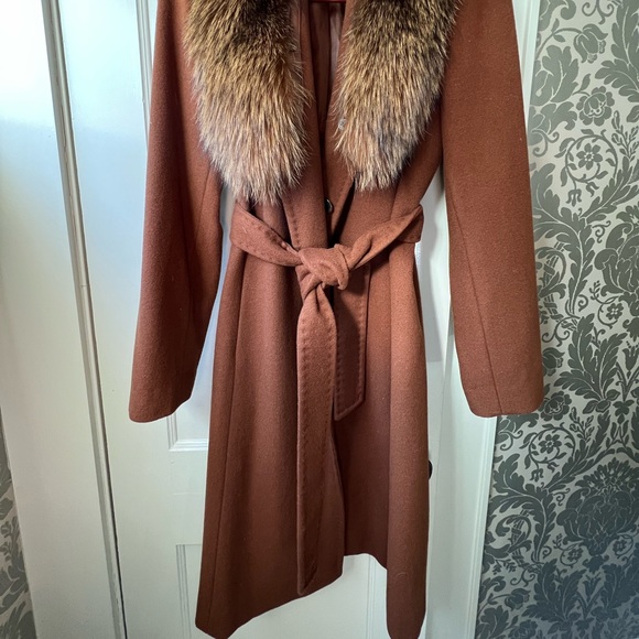 Ellen Tracy Wool Coat with Fur Collar - Picture 2 of 4